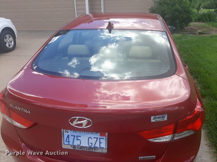 image for item NU9806 2013 Hyundai Elantra  