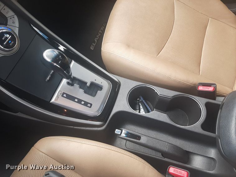 image for item NU9806 2013 Hyundai Elantra  