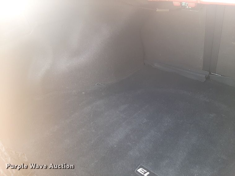 image for item NU9806 2013 Hyundai Elantra  