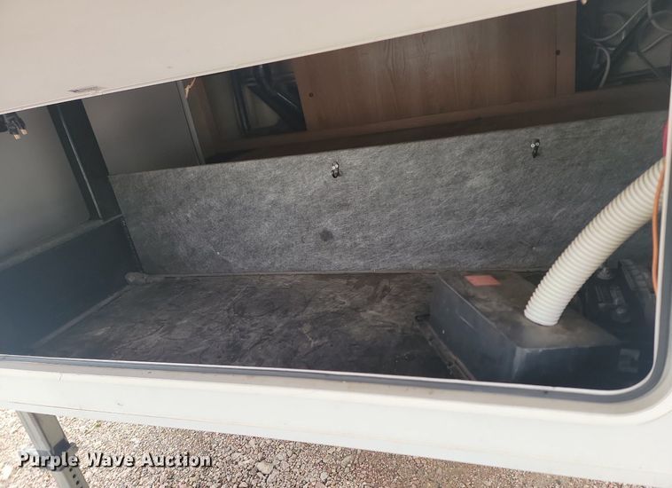 image for item NZ9823 2008 K-Z Durango  camper