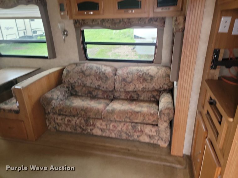 image for item NZ9823 2008 K-Z Durango  camper