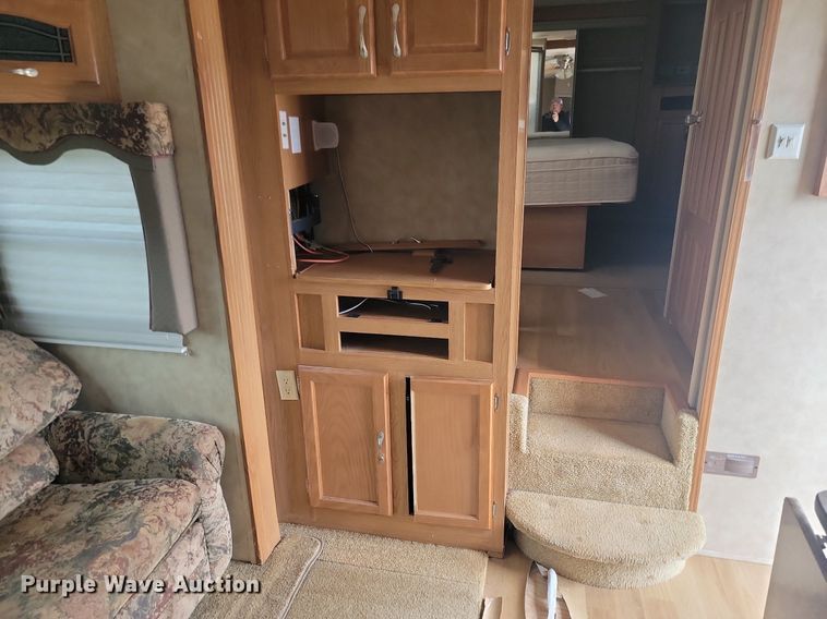 image for item NZ9823 2008 K-Z Durango  camper