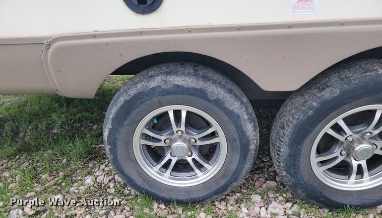 image for item NZ9825 2015 Forest River Rockwood Mini Lite camper