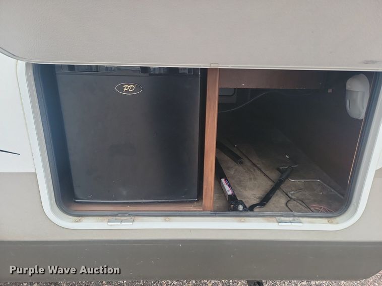 image for item NZ9830 2014 Jayco White Hawk Ultra Lite Summit Edition  camper