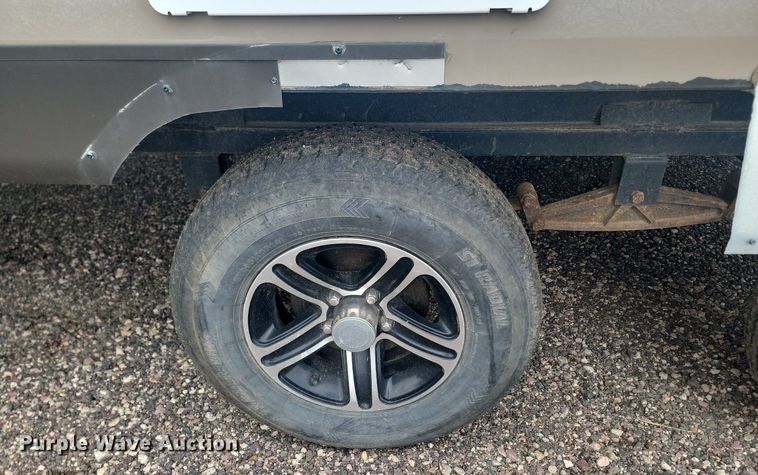 image for item NZ9830 2014 Jayco White Hawk Ultra Lite Summit Edition  camper