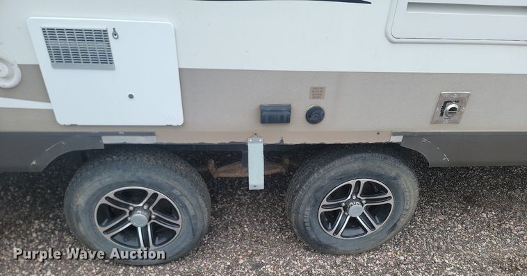 image for item NZ9830 2014 Jayco White Hawk Ultra Lite Summit Edition  camper