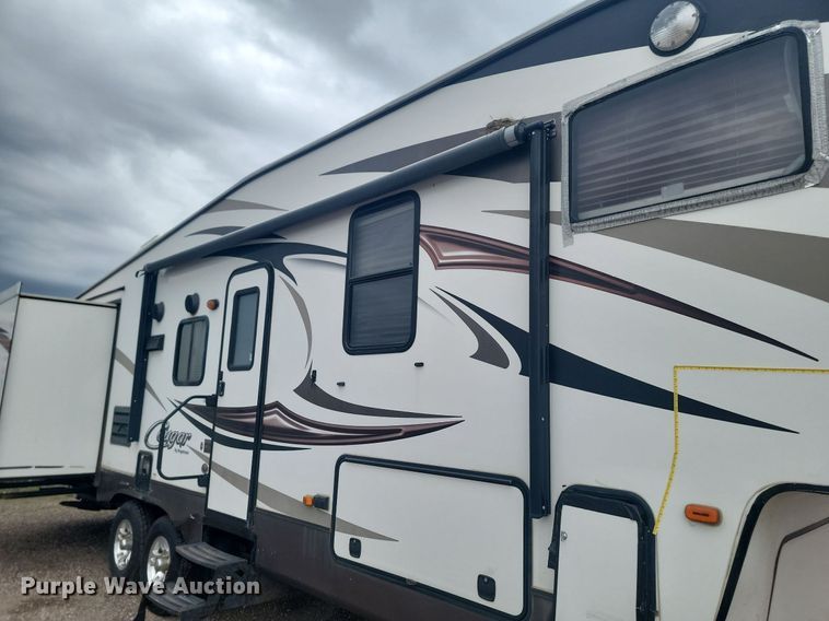 image for item NZ9831 2014 Keystone RV Cougar 301SAB14 camper