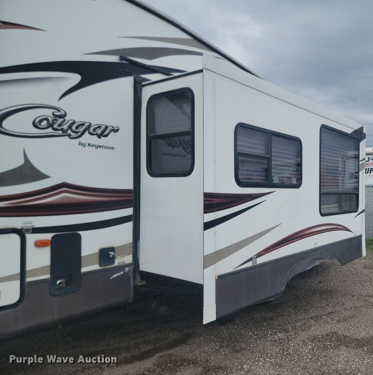 image for item NZ9831 2014 Keystone RV Cougar 301SAB14 camper