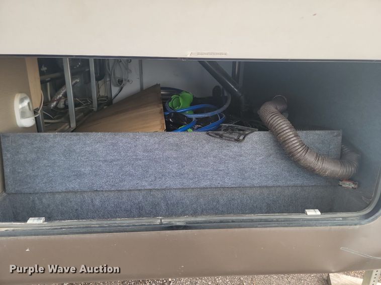 image for item NZ9831 2014 Keystone RV Cougar 301SAB14 camper