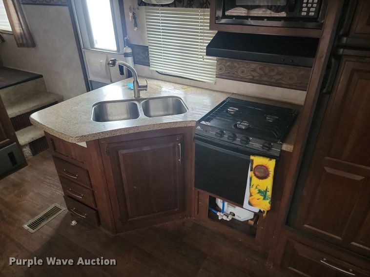 image for item NZ9831 2014 Keystone RV Cougar 301SAB14 camper