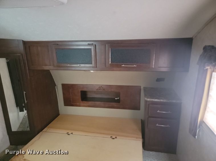 image for item NZ9831 2014 Keystone RV Cougar 301SAB14 camper