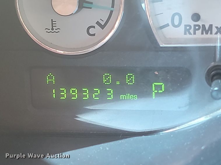 image for item NZ9885 2003 Ford  Thunderbird 