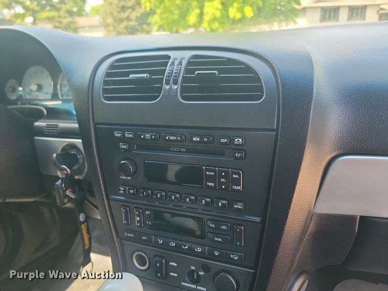 image for item NZ9885 2003 Ford  Thunderbird 