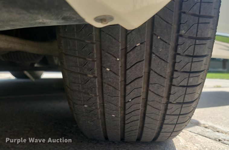 image for item NZ9885 2003 Ford  Thunderbird 