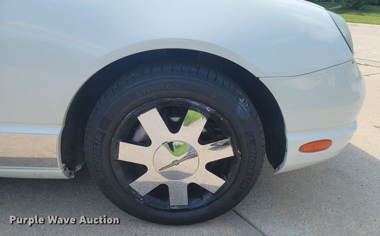 image for item NZ9885 2003 Ford  Thunderbird 