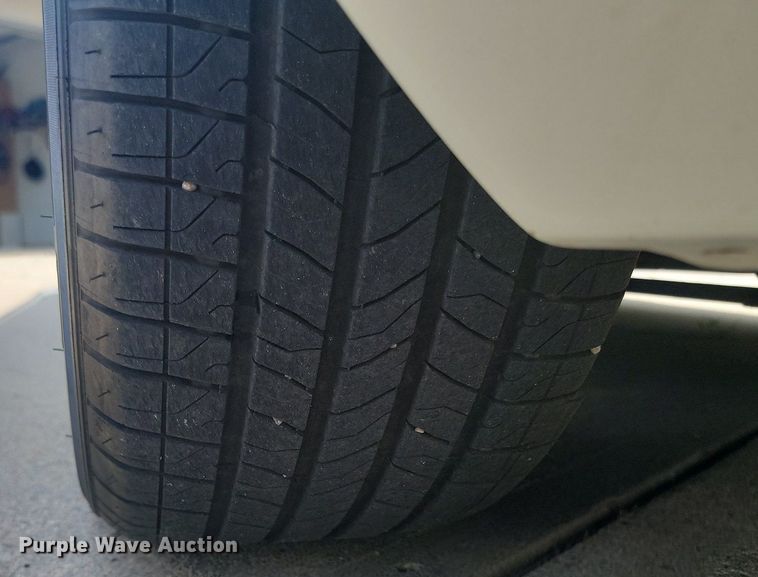 image for item NZ9885 2003 Ford  Thunderbird 