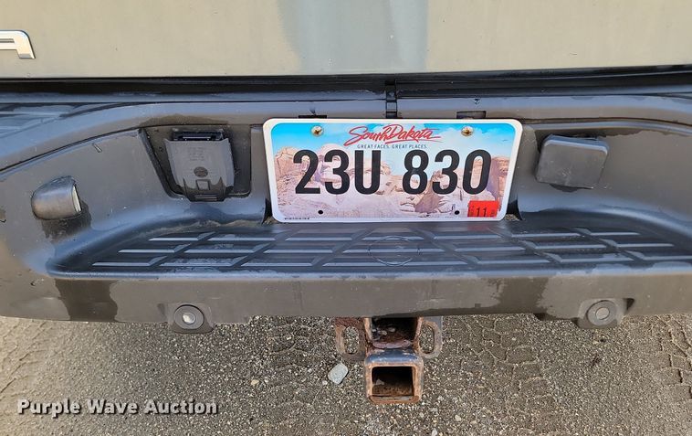 image for item NZ9894 2011 GMC  Sierra 1500 Denali Crew Cab pickup truck