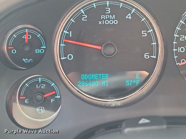 image for item NZ9894 2011 GMC  Sierra 1500 Denali Crew Cab pickup truck