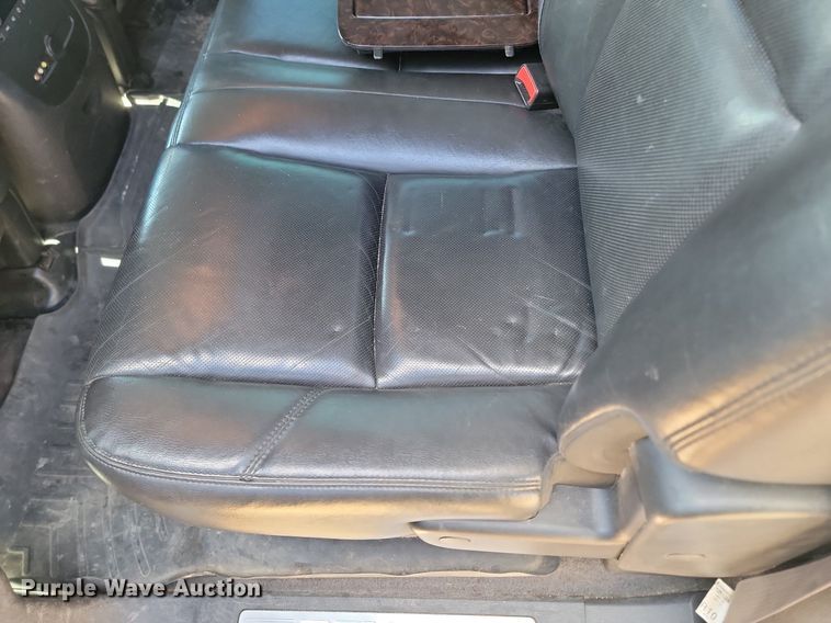 image for item NZ9894 2011 GMC  Sierra 1500 Denali Crew Cab pickup truck