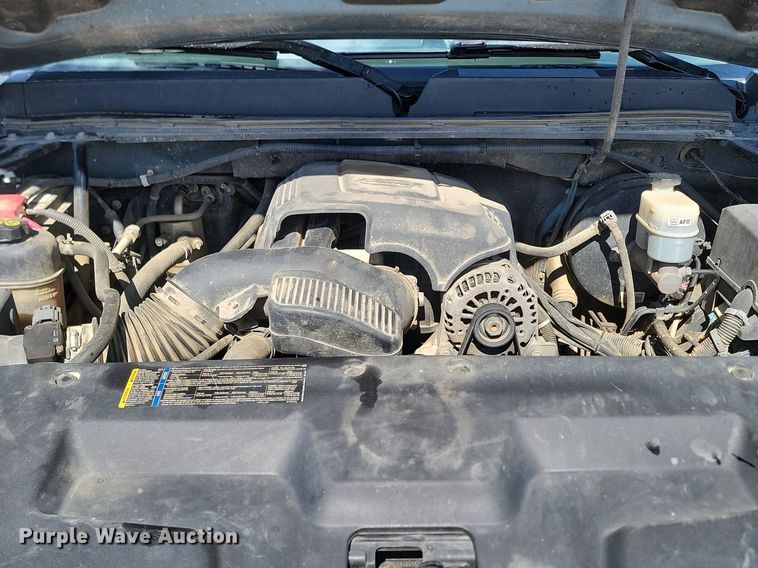 image for item NZ9894 2011 GMC  Sierra 1500 Denali Crew Cab pickup truck