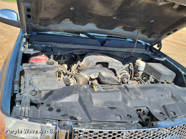 image for item NZ9894 2011 GMC  Sierra 1500 Denali Crew Cab pickup truck