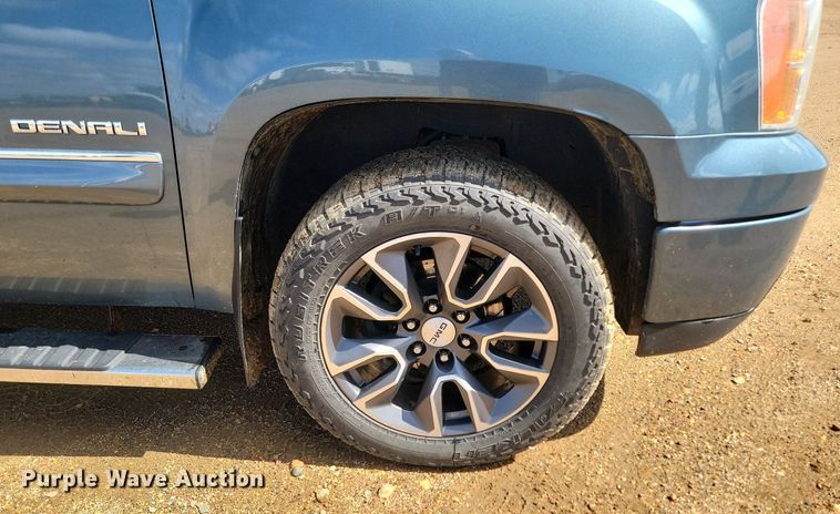 image for item NZ9894 2011 GMC  Sierra 1500 Denali Crew Cab pickup truck