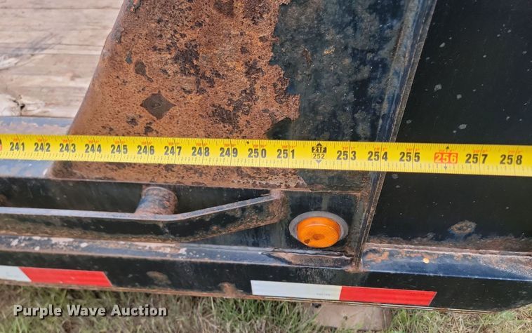 image for item NZ9916 2013 PJ  6x20 equipment trailer