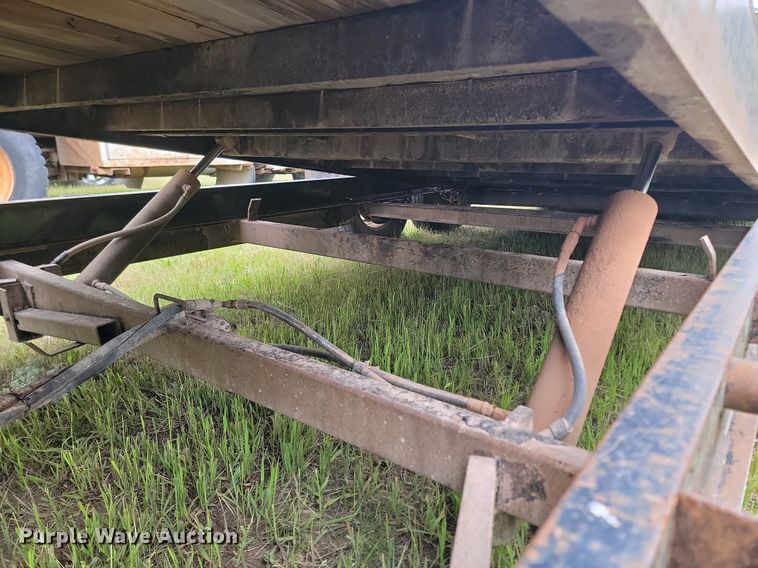 image for item NZ9916 2013 PJ  6x20 equipment trailer