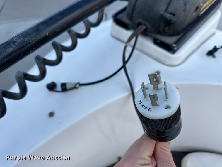 image for item OE9208 2008 Starcraft 1700 boat