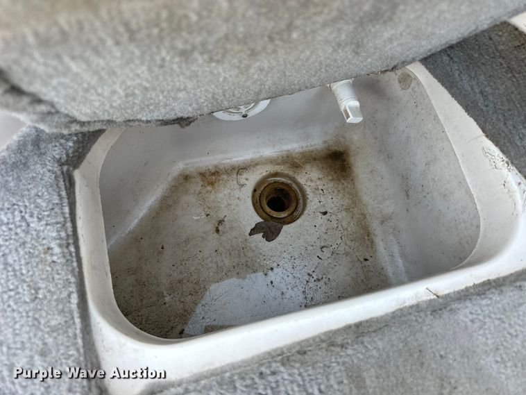 image for item OE9208 2008 Starcraft 1700 boat