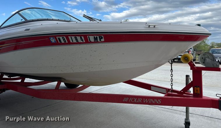 image for item OE9209 2008 Four Winns H180 boat