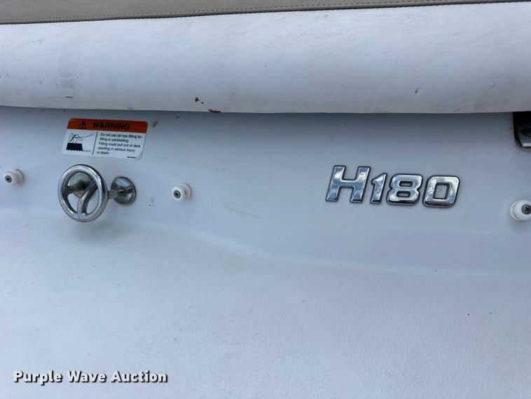 image for item OE9209 2008 Four Winns H180 boat