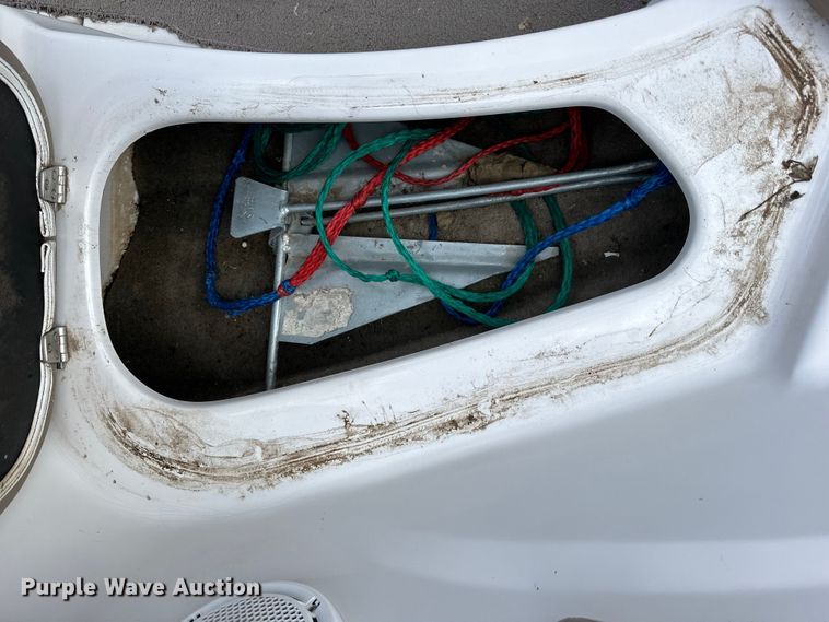 image for item OE9209 2008 Four Winns H180 boat