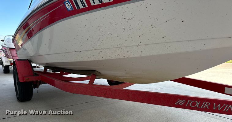 image for item OE9209 2008 Four Winns H180 boat