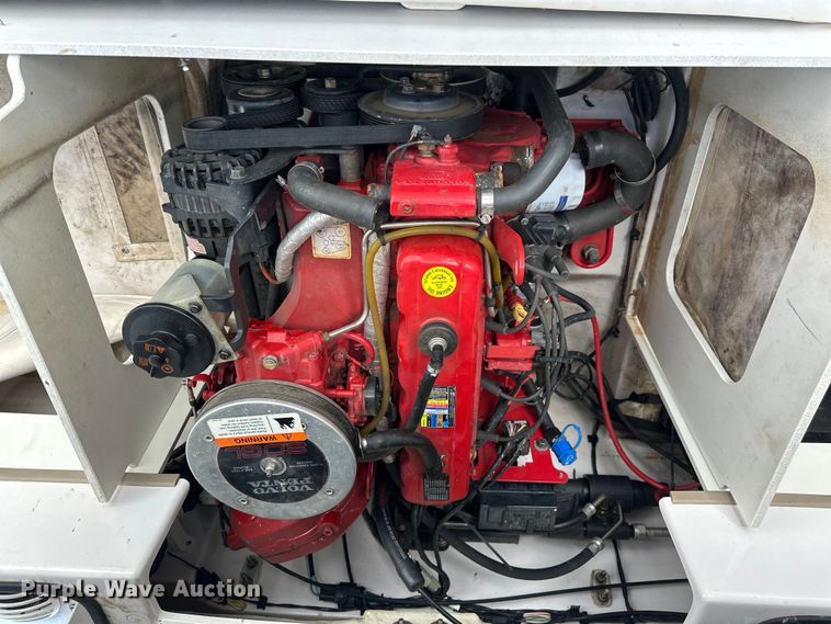 image for item OE9209 2008 Four Winns H180 boat