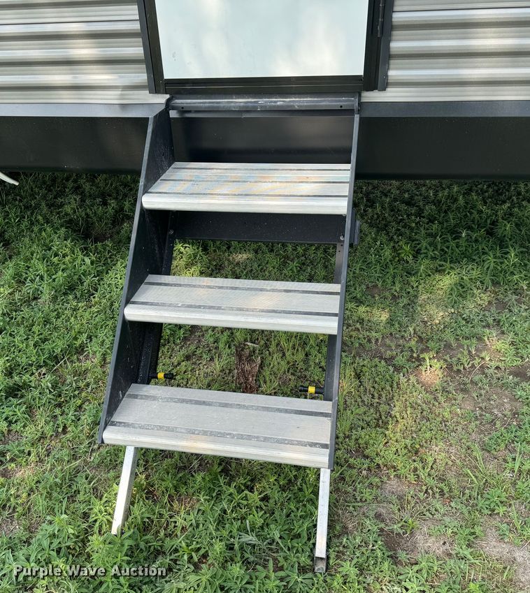 image for item OE9219 2023 Jayco Jay Flight camper