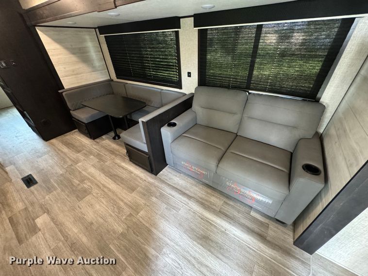 image for item OE9219 2023 Jayco Jay Flight camper