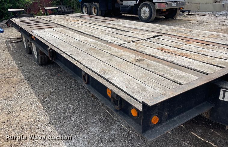 image for item OG9947 1996 Dynaweld  equipment trailer