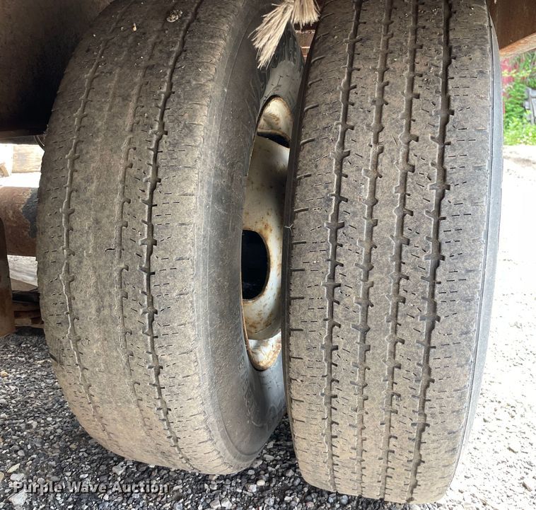 image for item OG9947 1996 Dynaweld  equipment trailer