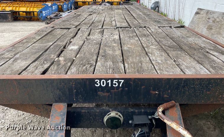 image for item OG9951 2006 Cronkhite  6300WSA equipment trailer