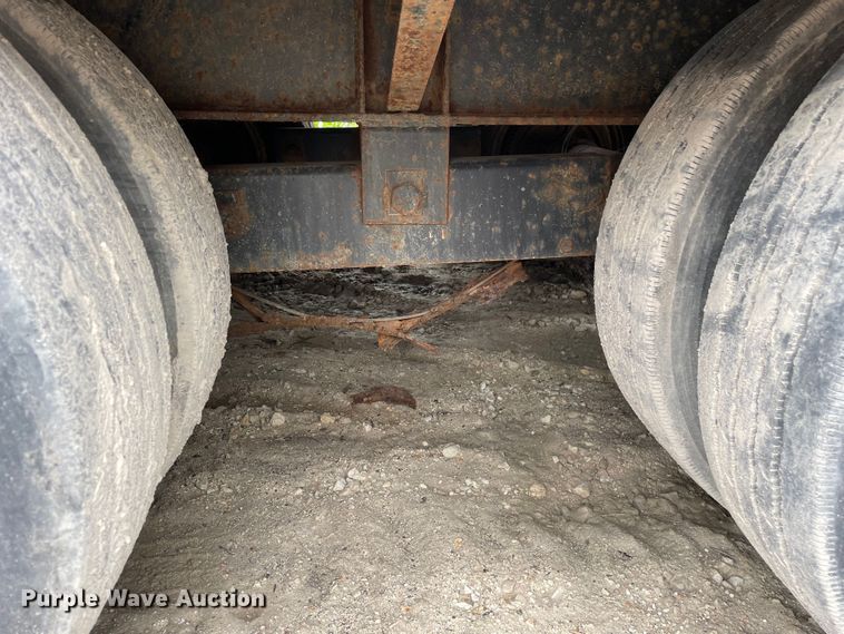 image for item OG9951 2006 Cronkhite  6300WSA equipment trailer