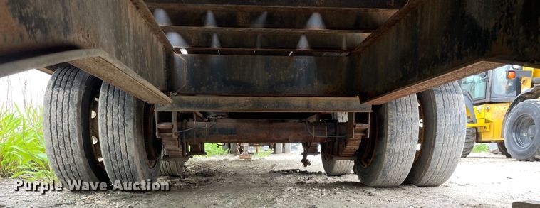 image for item OG9951 2006 Cronkhite  6300WSA equipment trailer