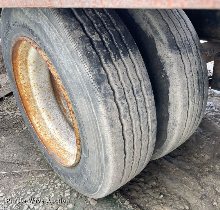 image for item OG9951 2006 Cronkhite  6300WSA equipment trailer