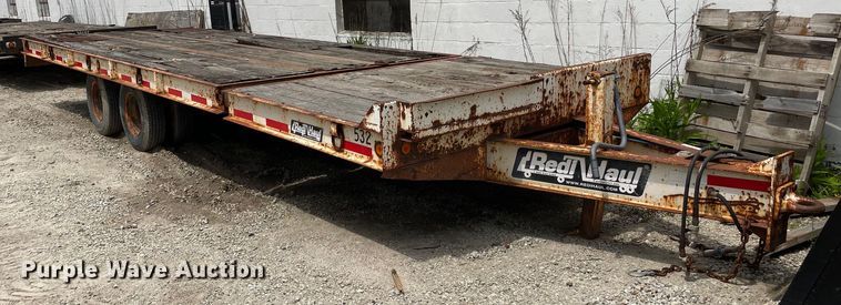image for item OG9952 2002 Redi Haul  R26210 tilt deck equipment trailer