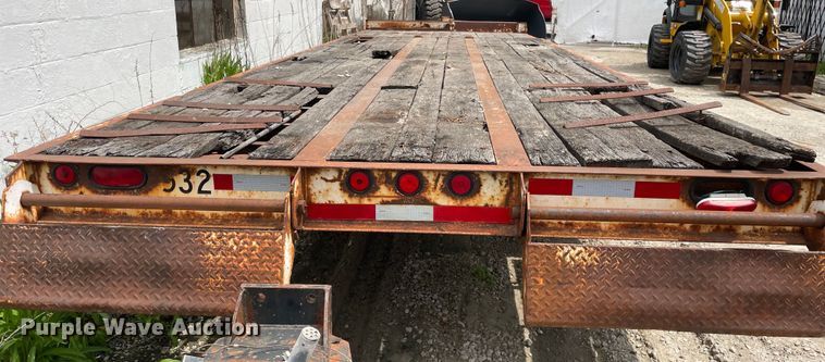 image for item OG9952 2002 Redi Haul  R26210 tilt deck equipment trailer