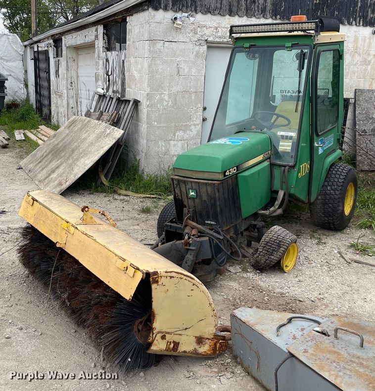 image for item OG9953 1988 John Deere 430 tractor