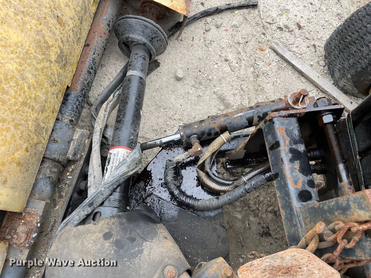 image for item OG9953 1988 John Deere 430 tractor