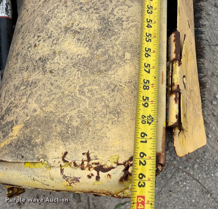 image for item OG9953 1988 John Deere 430 tractor