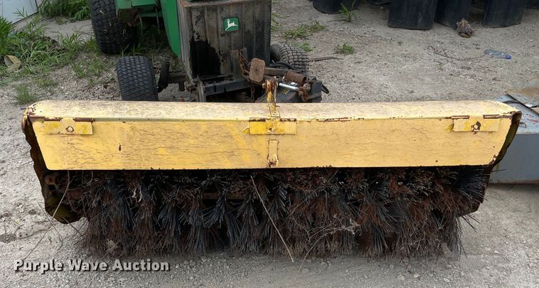 image for item OG9953 1988 John Deere 430 tractor