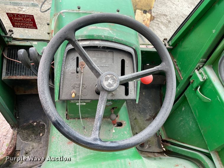 image for item OG9953 1988 John Deere 430 tractor